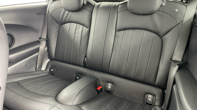 MINI Hatchback 2.0 Cooper S Exclusive 3dr Auto Petrol Hatchback